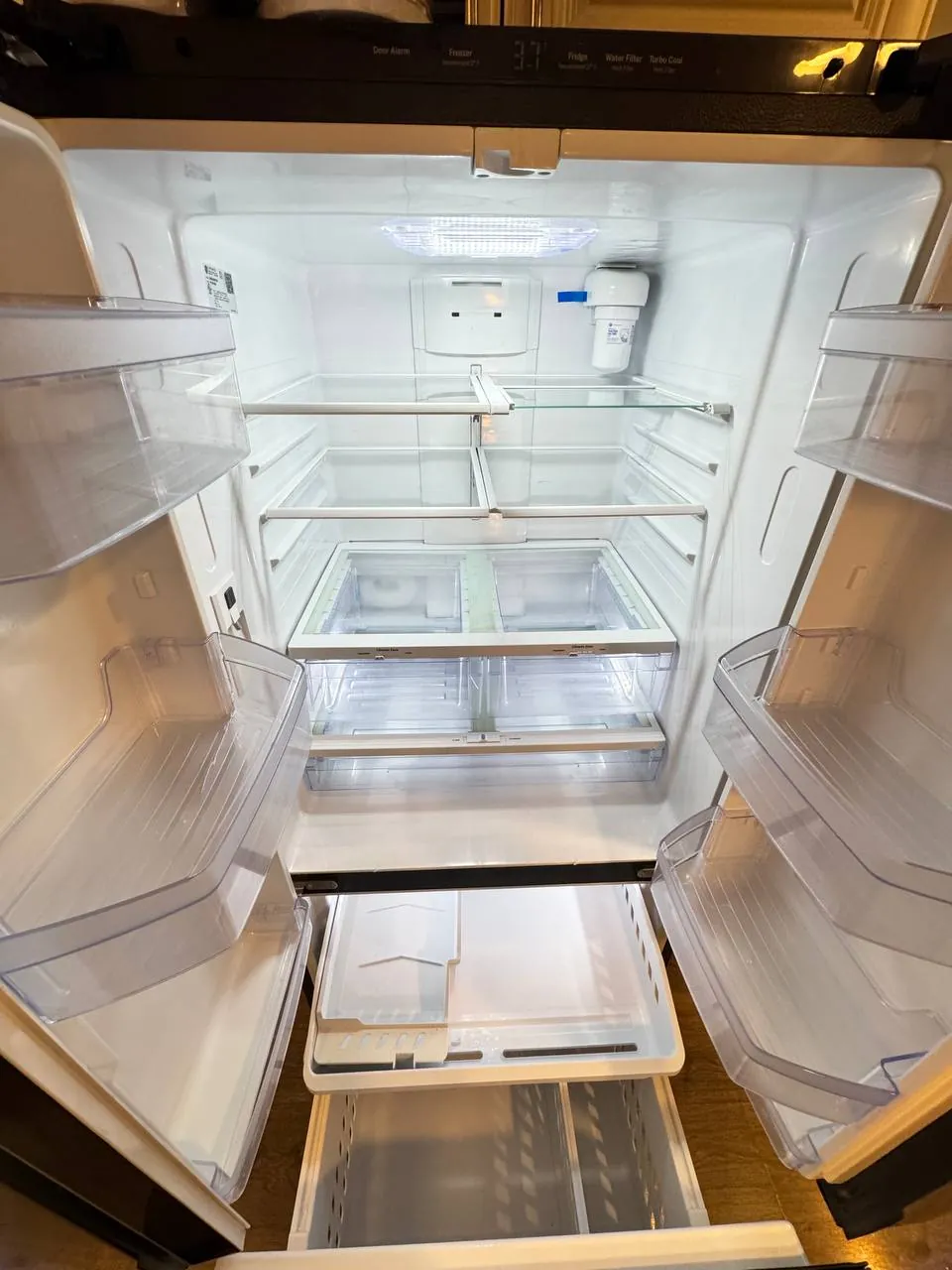 After cleaning, same spot: Inside the fridge